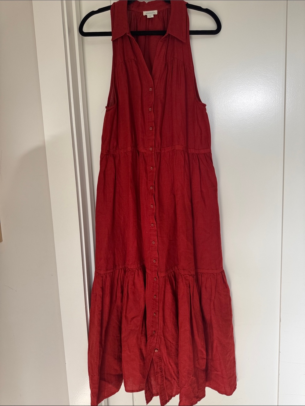 Sundance Sleeveless Button-Front Midi Dress in Red